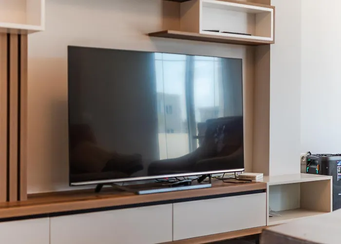 Διαμέρισμα Rooftop With Private Pool By Pikhost Golem (Tirana)