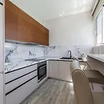 דירה Rooftop With Private Pool By Pikhost