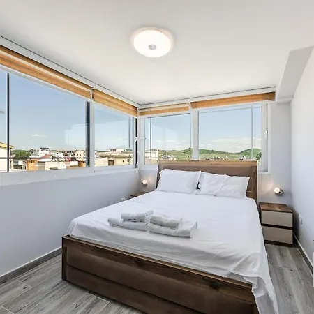 Apartment Rooftop With Private Pool *