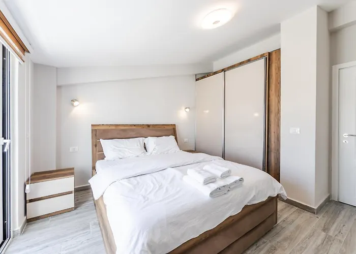 Apartment Rooftop With Private Pool By Pikhost *