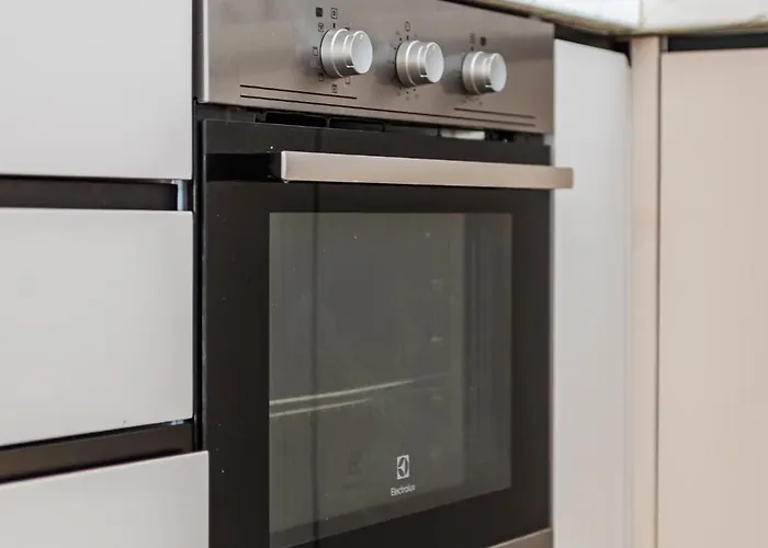 Apartment Rooftop With Private Pool By Pikhost Golem (Tirana)